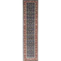 Panna Hand Knotted Rug 26" x 12 